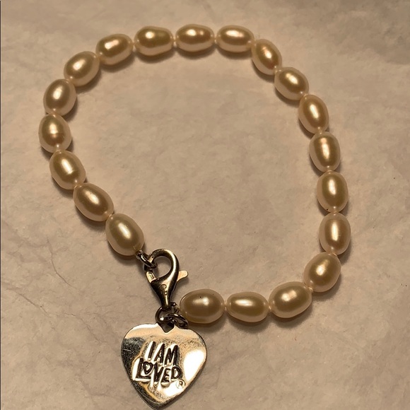 Carolyn Pollack Silver/Pearls I am loved charm